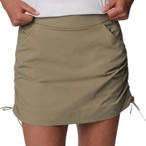 Columbia | Women's Tan/Green Anytime Casual Skorts (Size Large)